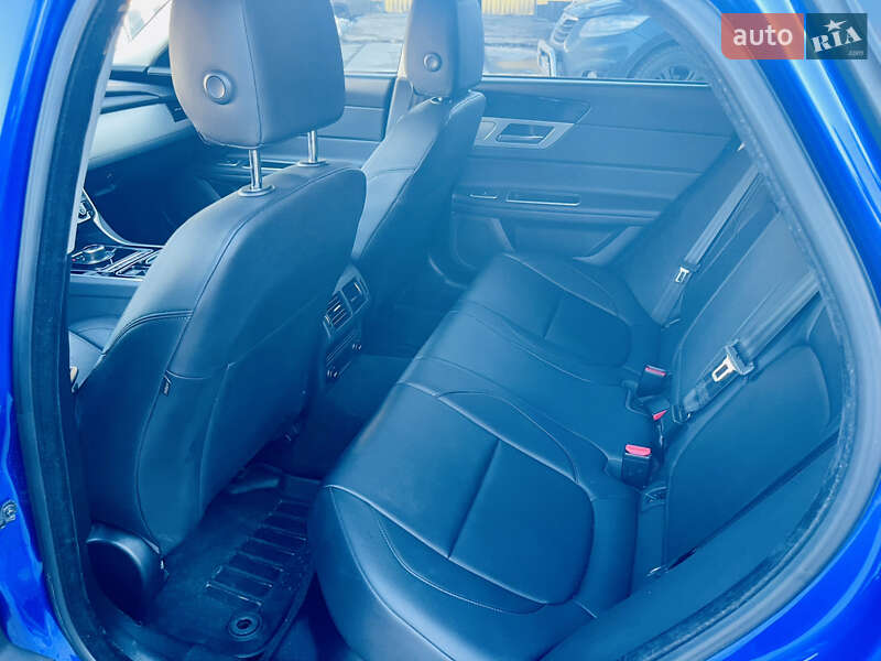 Седан Jaguar XF 2016 в Ровно фото 16 Седан Jaguar XF 2016 в Ровно