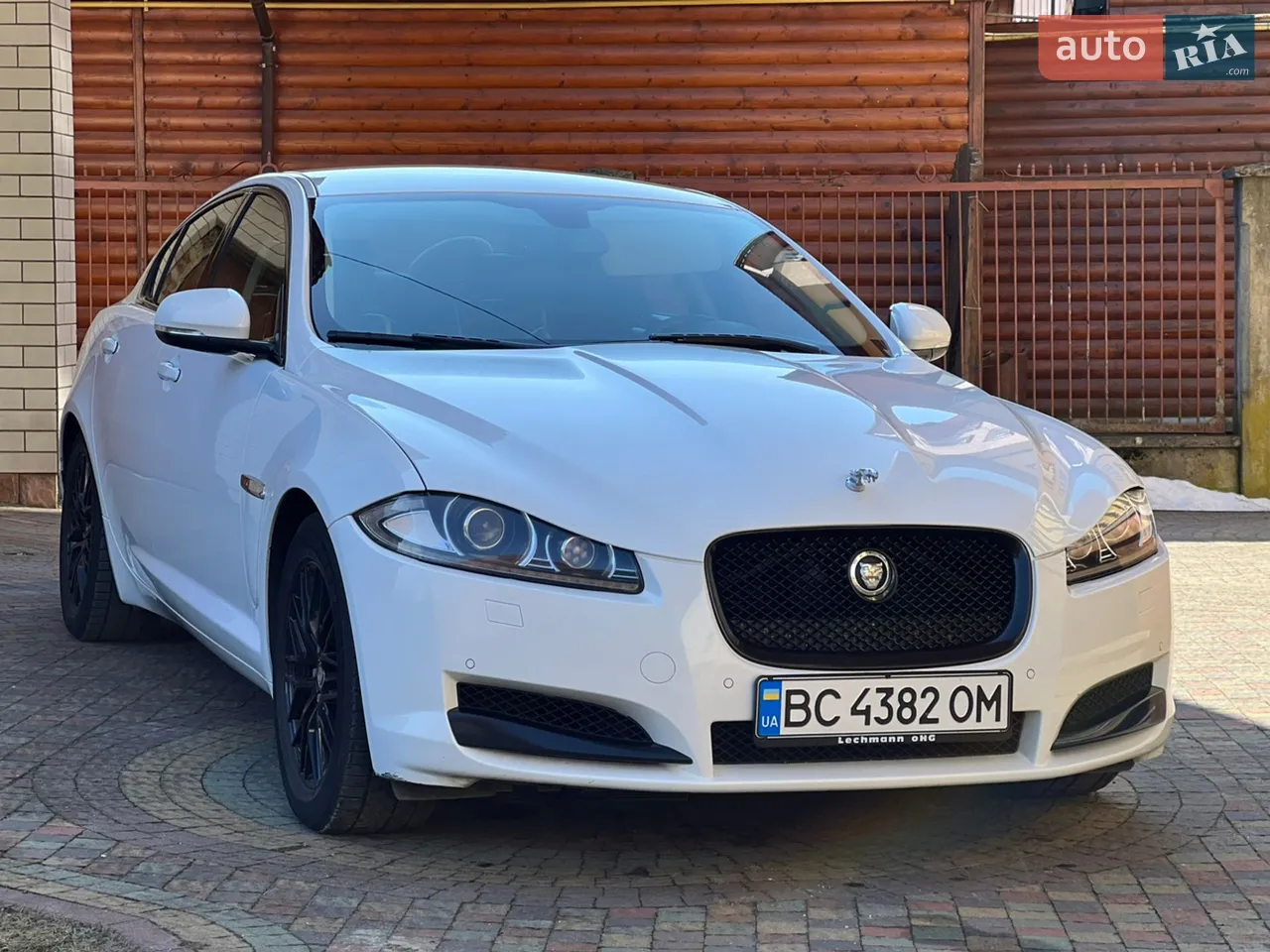 2013 Jaguar XF - мініатюра 19