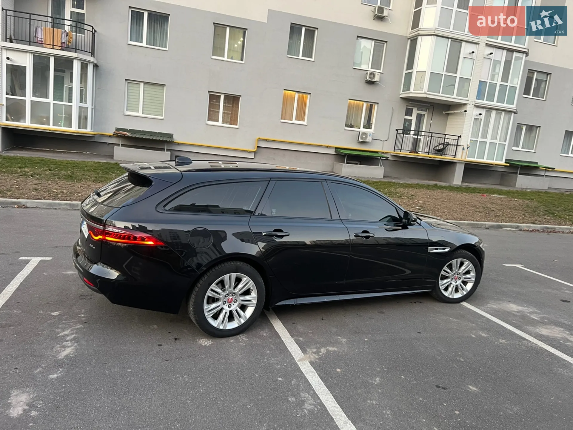 2019 Jaguar XF - мініатюра 12