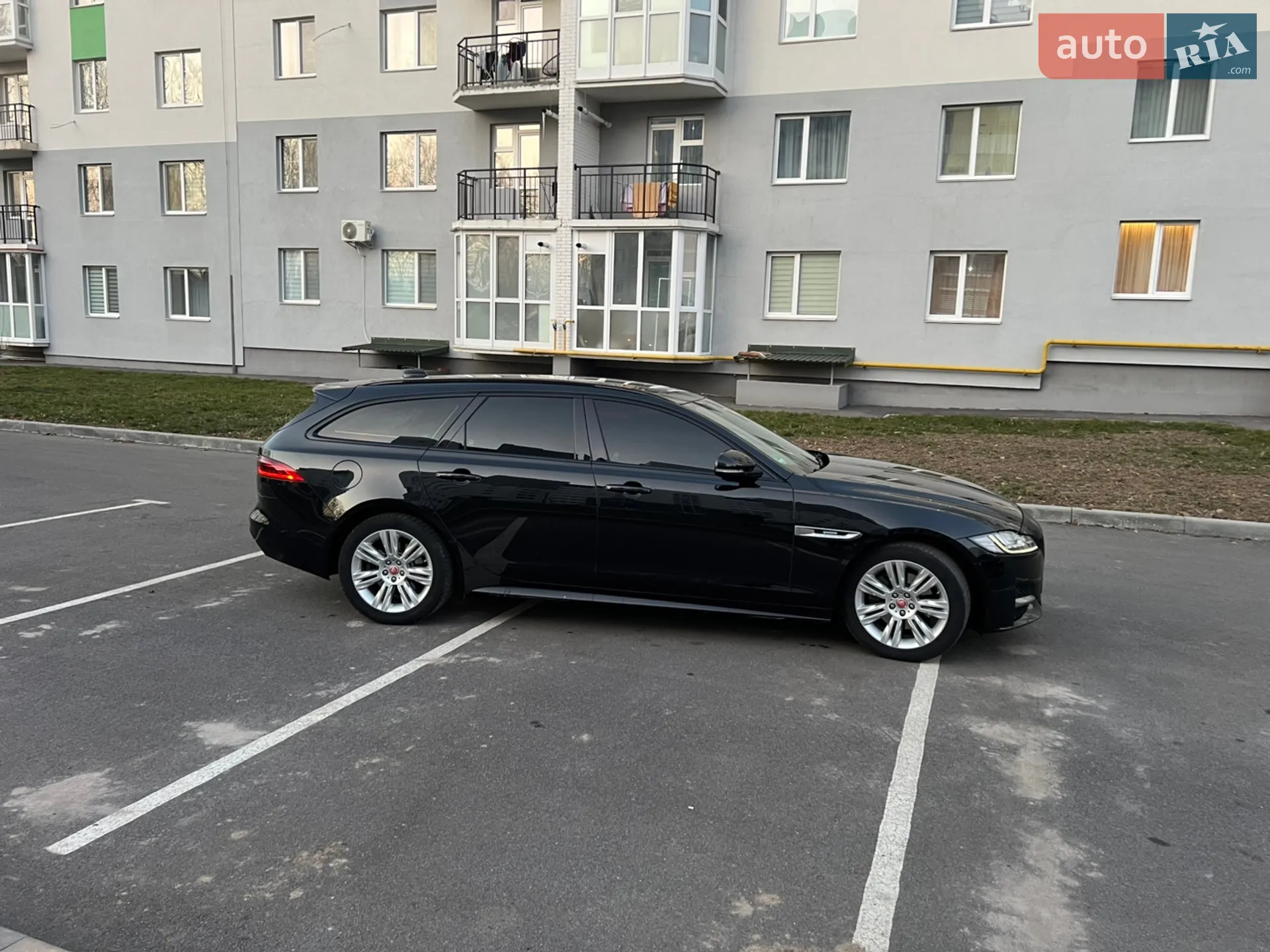 2019 Jaguar XF - мініатюра 13