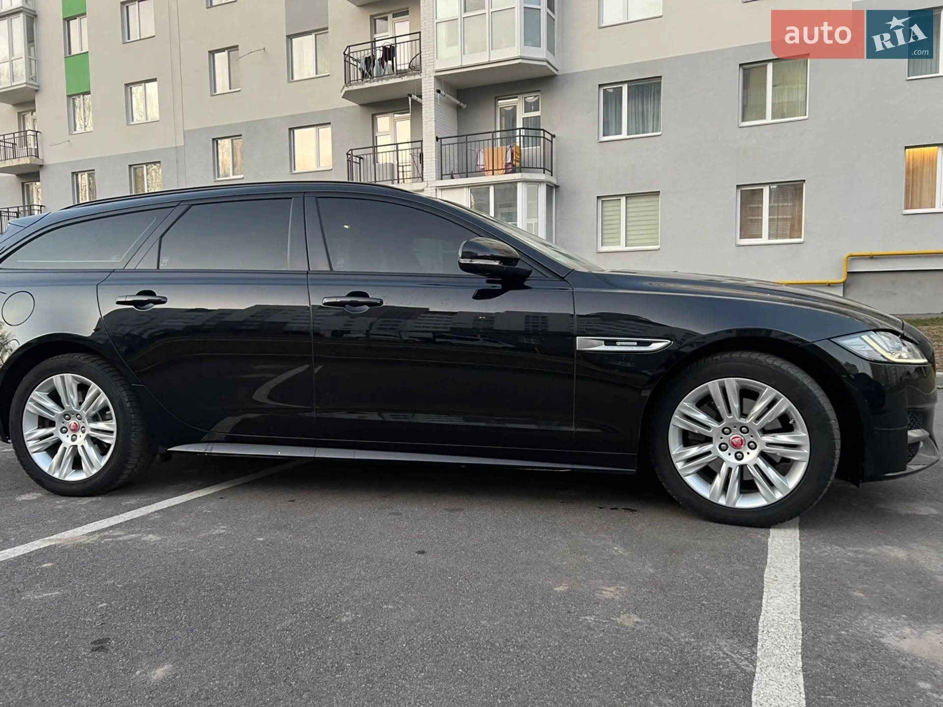 2019 Jaguar XF - мініатюра 15
