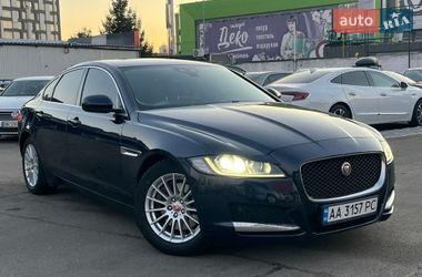 Седан Jaguar XF 2016 в Киеве