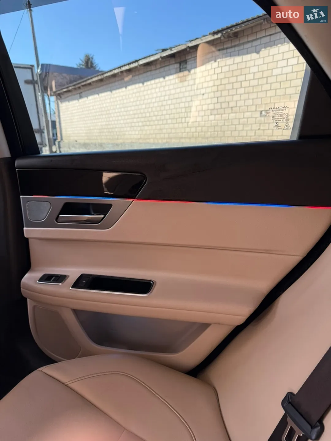 2016 Jaguar XF - мініатюра 28
