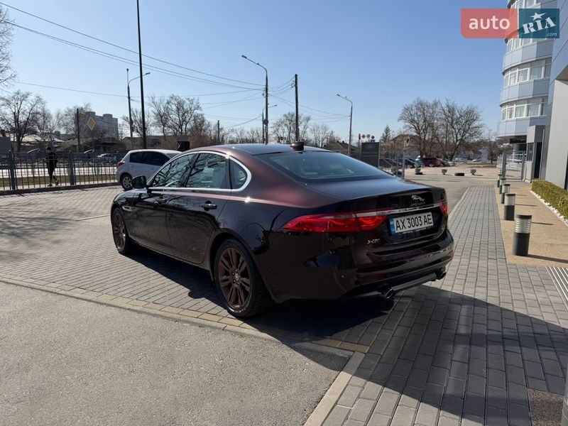 Седан Jaguar XF 2019 в Харкові