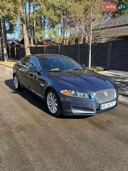 Седан Jaguar XF 2013 в Києві