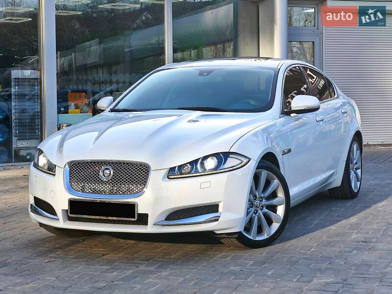 Седан Jaguar XF 2013 в Днепре