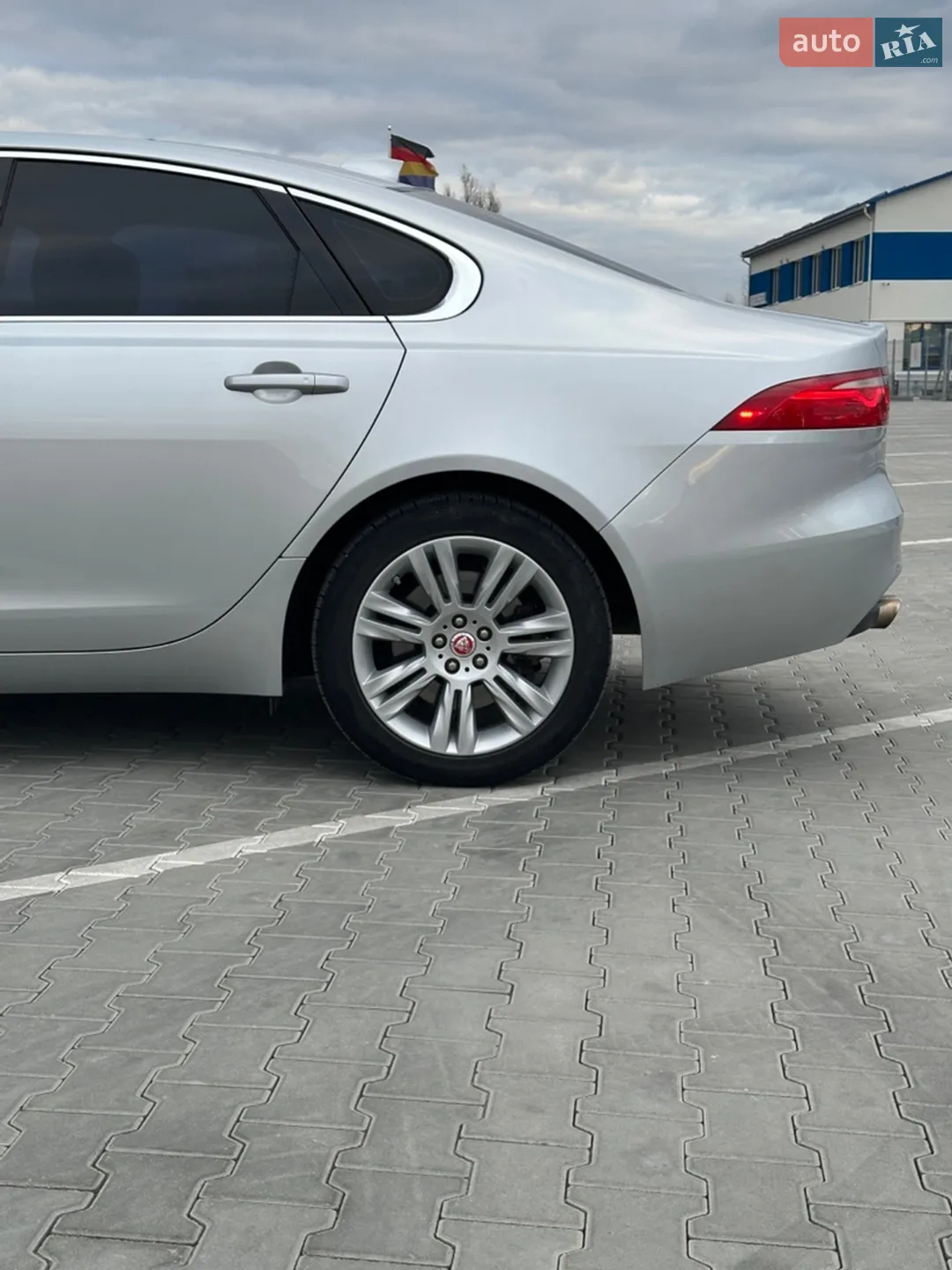 2016 Jaguar XF - мініатюра 7