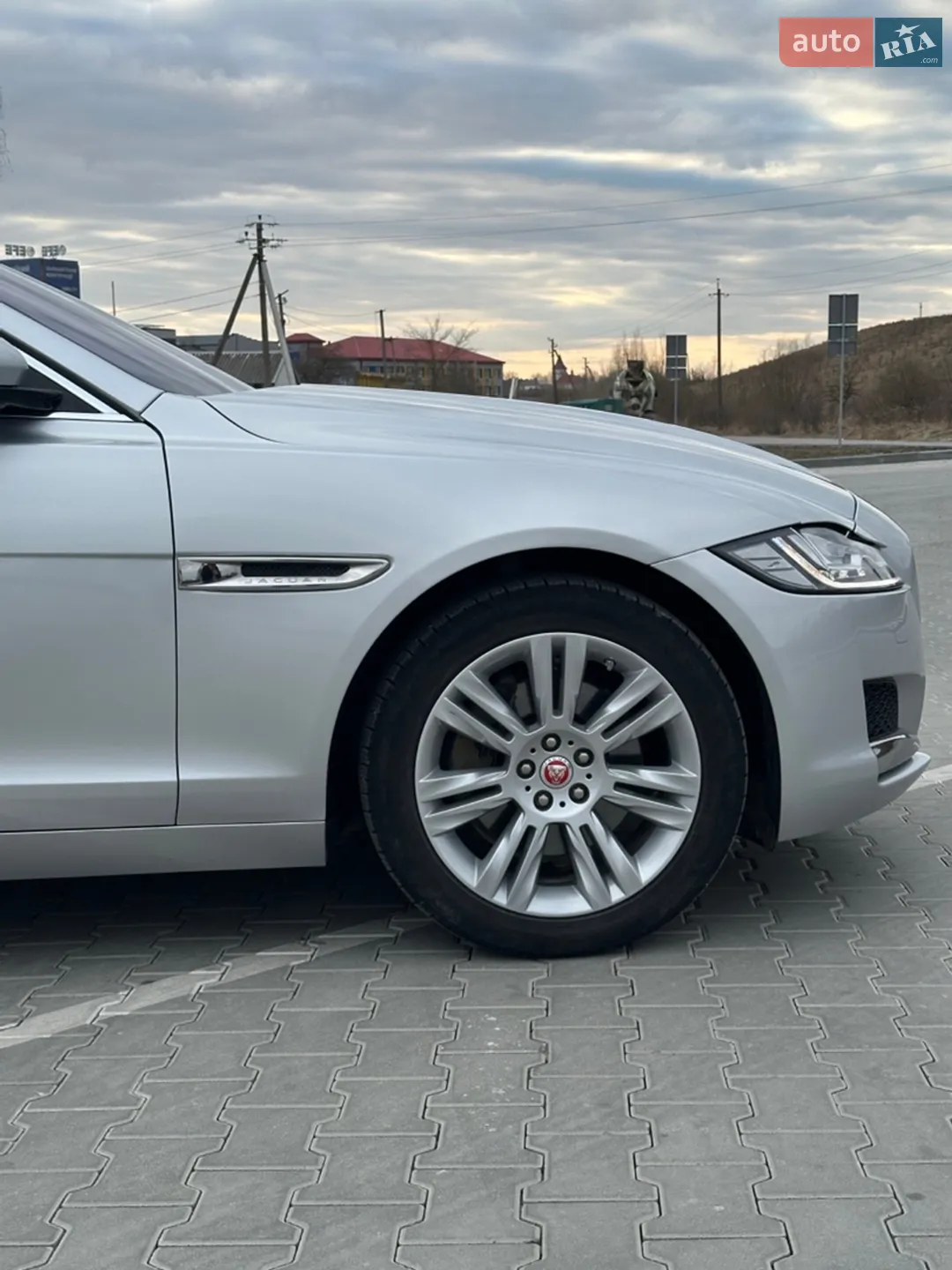 2016 Jaguar XF - мініатюра 9