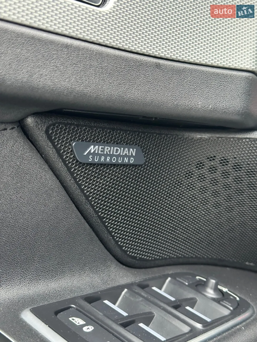 2016 Jaguar XF - мініатюра 17