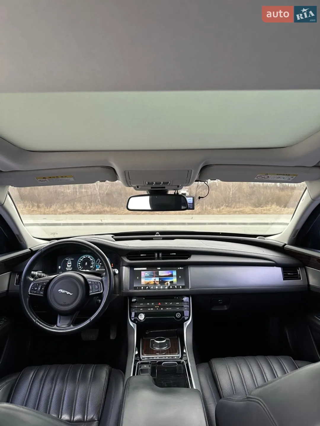 2016 Jaguar XF - мініатюра 39