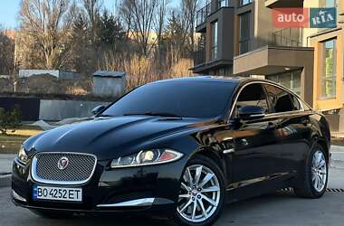 Седан Jaguar XF 2014 в Тернополе
