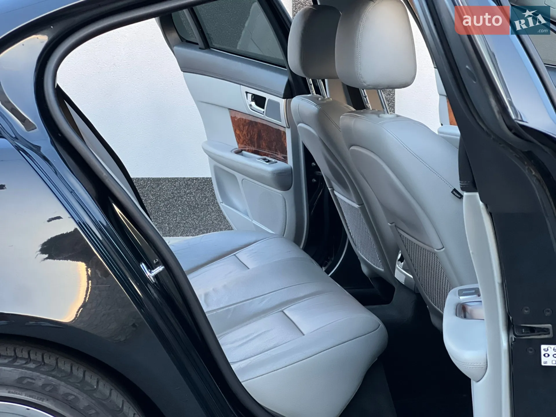 2014 Jaguar XF - мініатюра 22