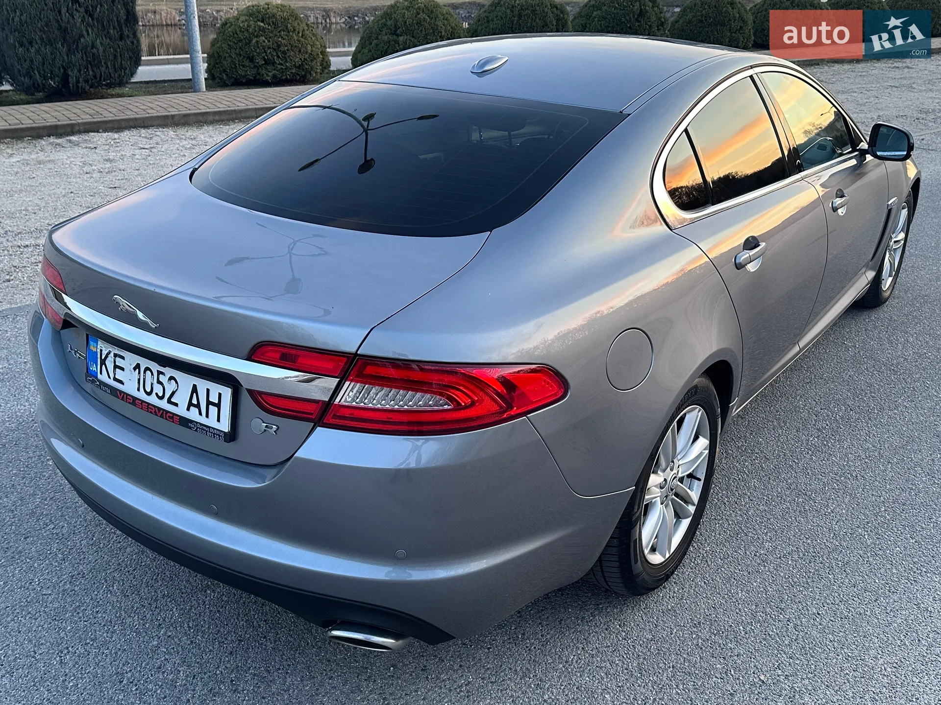 2012 Jaguar XF - мініатюра 16