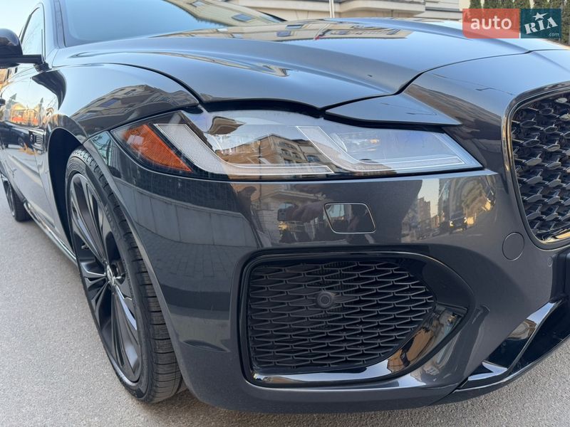 Седан Jaguar XF 2024 в Києві