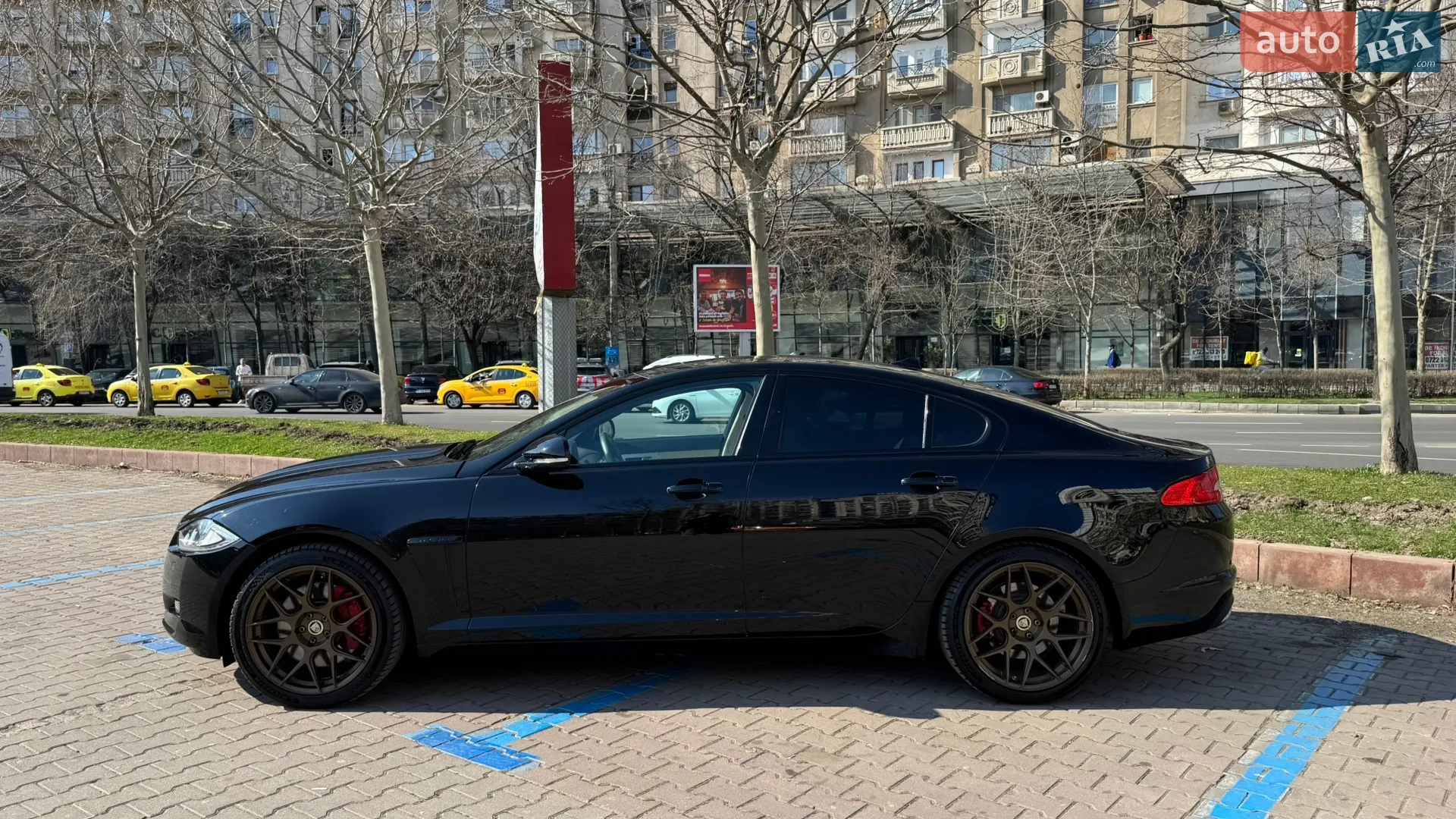 2013 Jaguar XF - мініатюра 3