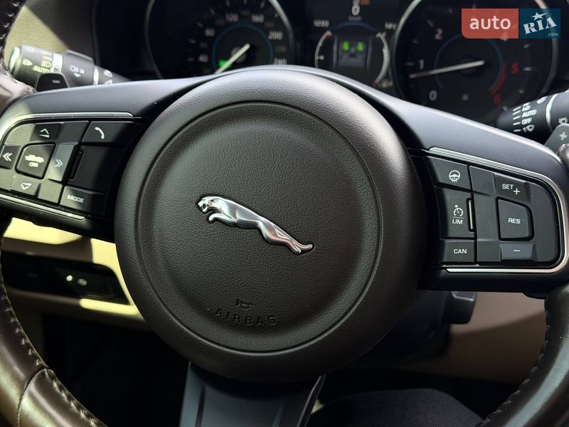Седан Jaguar XF 2016 в Кривом Роге фото 63 Седан Jaguar XF 2016 в Кривом Роге