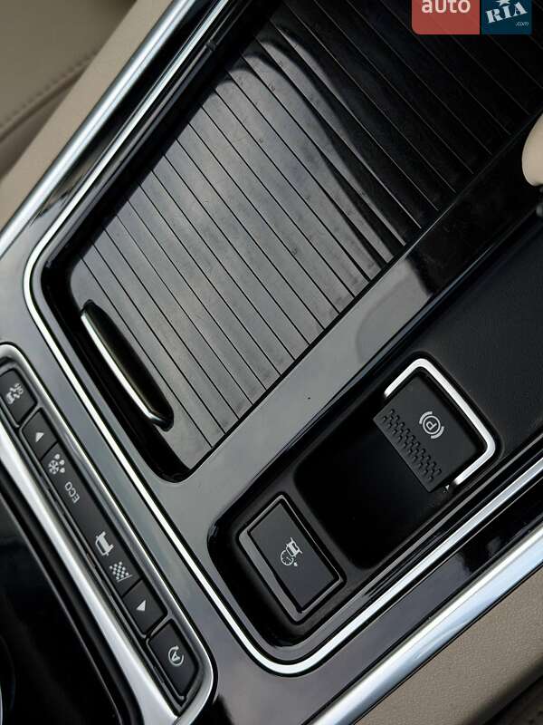 Седан Jaguar XF 2016 в Кривом Роге фото 73 Седан Jaguar XF 2016 в Кривом Роге