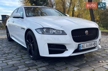 Седан Jaguar XF 2017 в Києві