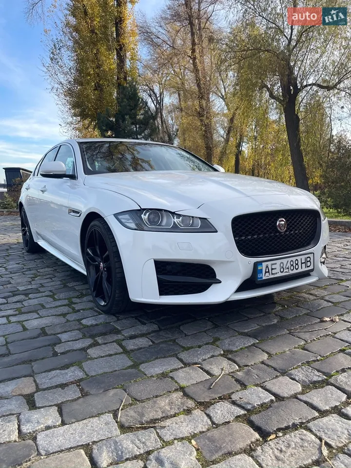 2016 Jaguar XF - мініатюра 21