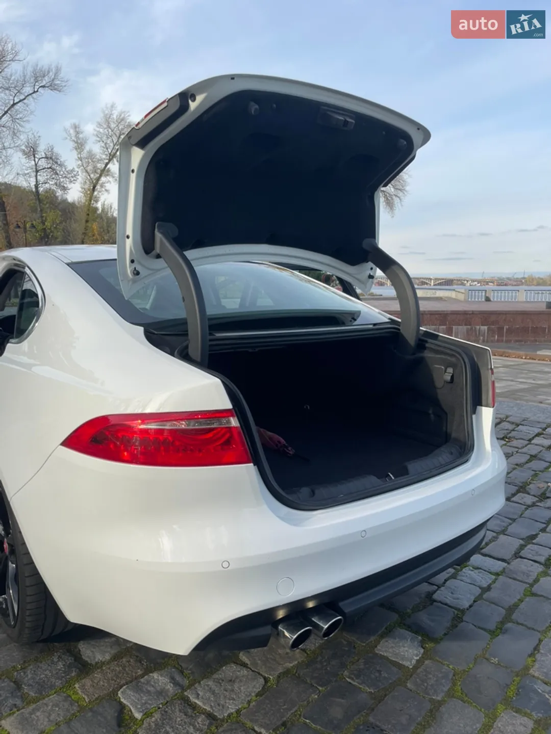 2017 Jaguar XF - мініатюра 17