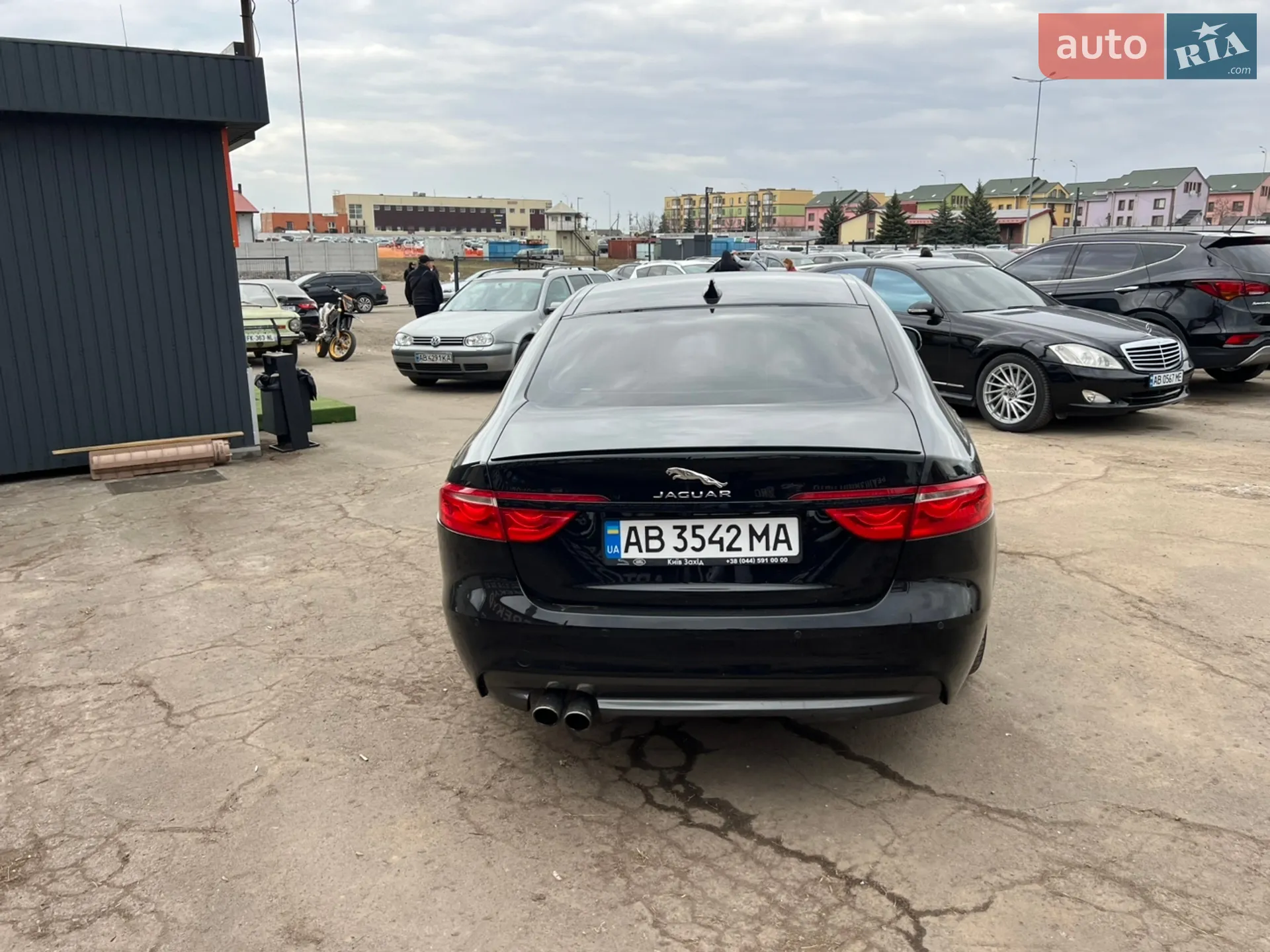 2016 Jaguar XF - мініатюра 6