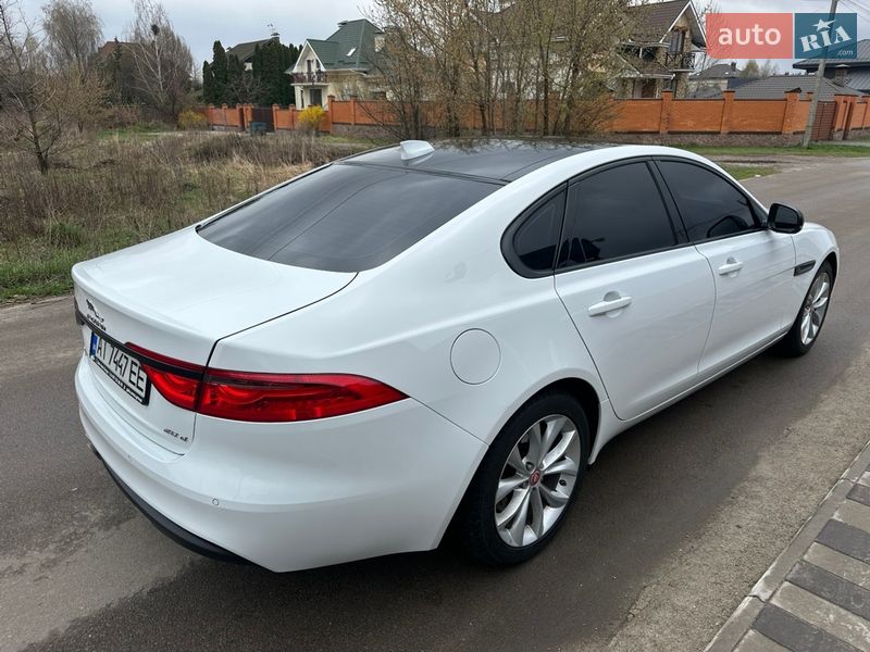Седан Jaguar XF 2016 в Киеве фото 15 Седан Jaguar XF 2016 в Киеве