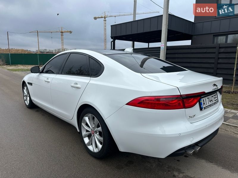 Седан Jaguar XF 2016 в Киеве фото 18 Седан Jaguar XF 2016 в Киеве