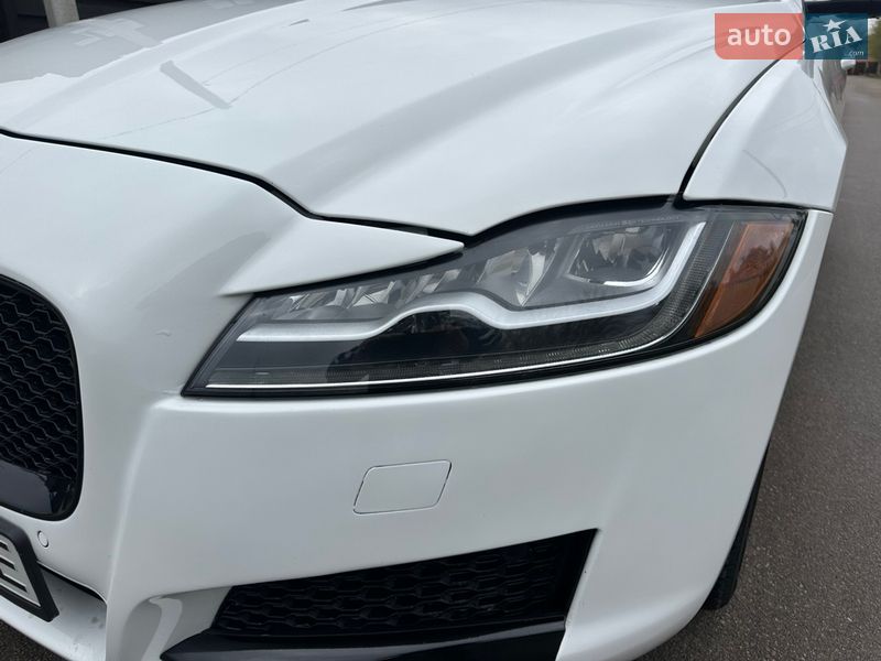 Седан Jaguar XF 2016 в Киеве фото 22 Седан Jaguar XF 2016 в Киеве