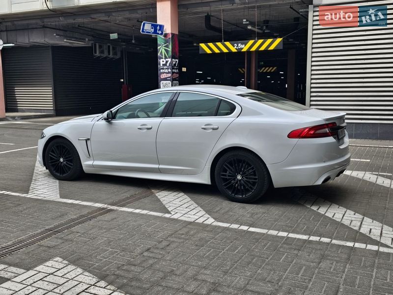 Седан Jaguar XF 2012 в Киеве фото 5 Седан Jaguar XF 2012 в Киеве