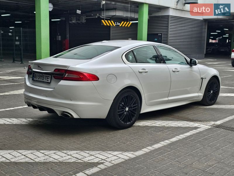 Седан Jaguar XF 2012 в Киеве фото 13 Седан Jaguar XF 2012 в Киеве