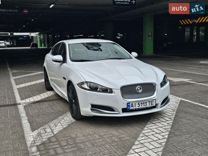 Седан Jaguar XF 2012 в Киеве фото 18 Седан Jaguar XF 2012 в Киеве