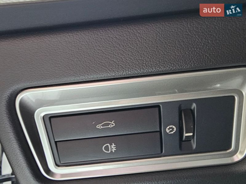 Седан Jaguar XF 2012 в Киеве фото 31 Седан Jaguar XF 2012 в Киеве