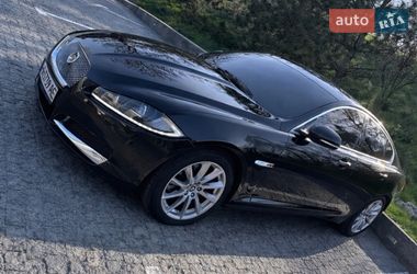 Седан Jaguar XF 2013 в Одесі