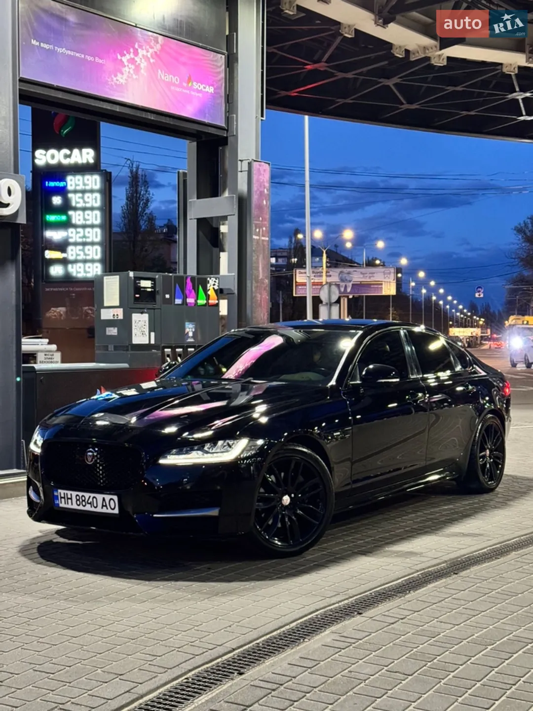2016 Jaguar XF - мініатюра 2