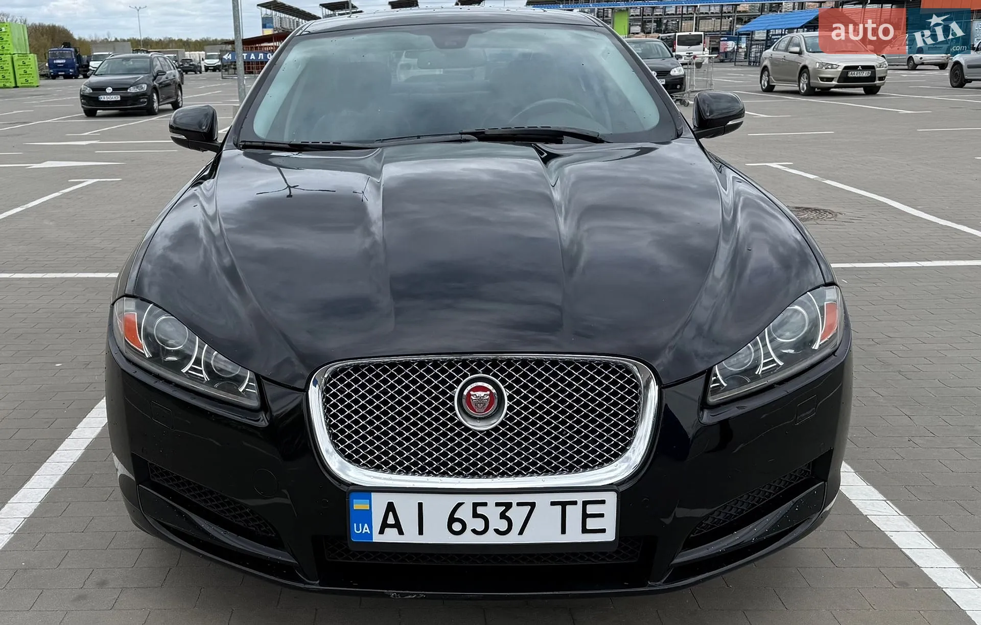 2012 Jaguar XF - мініатюра 2