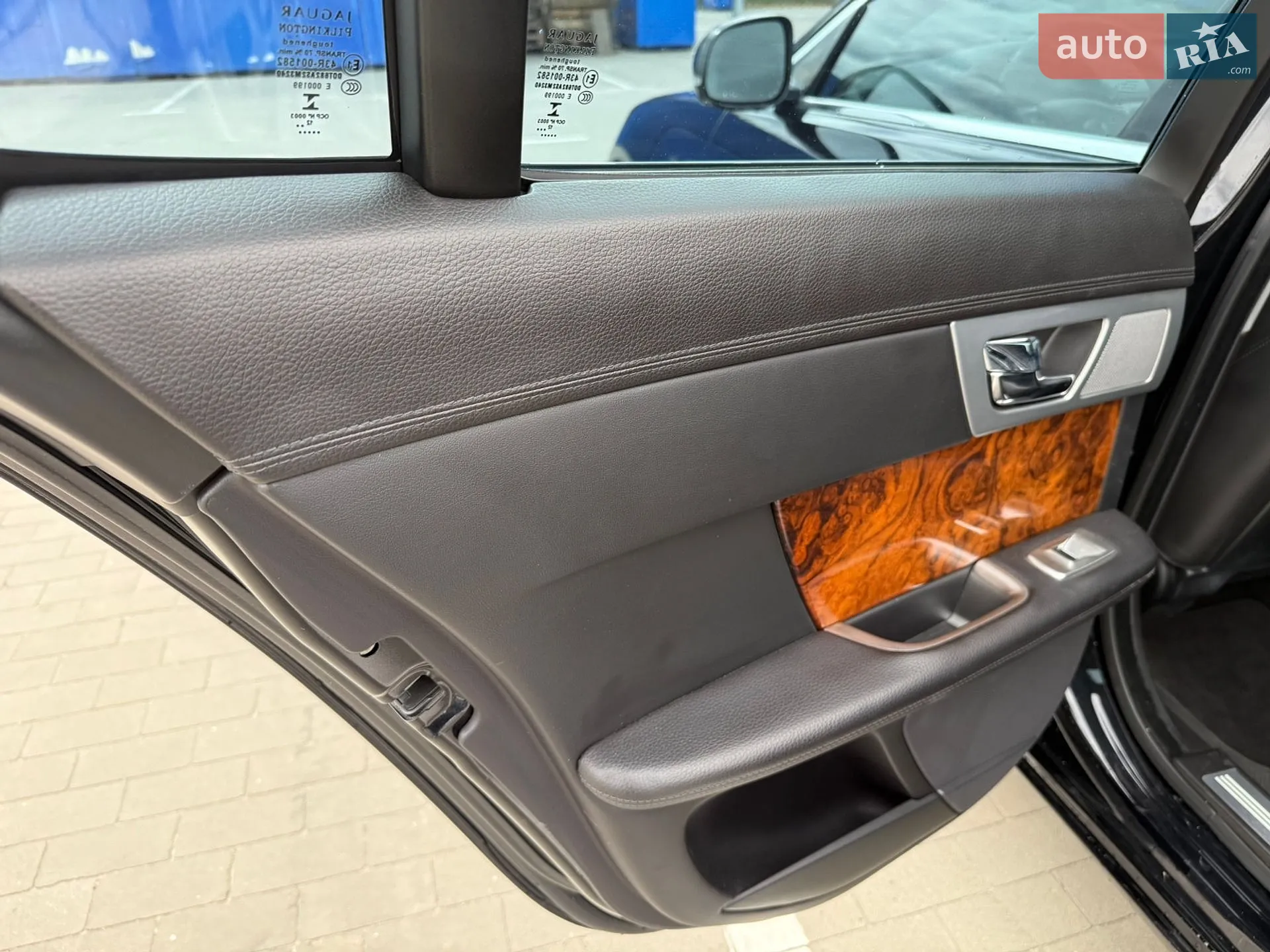 2012 Jaguar XF - мініатюра 23