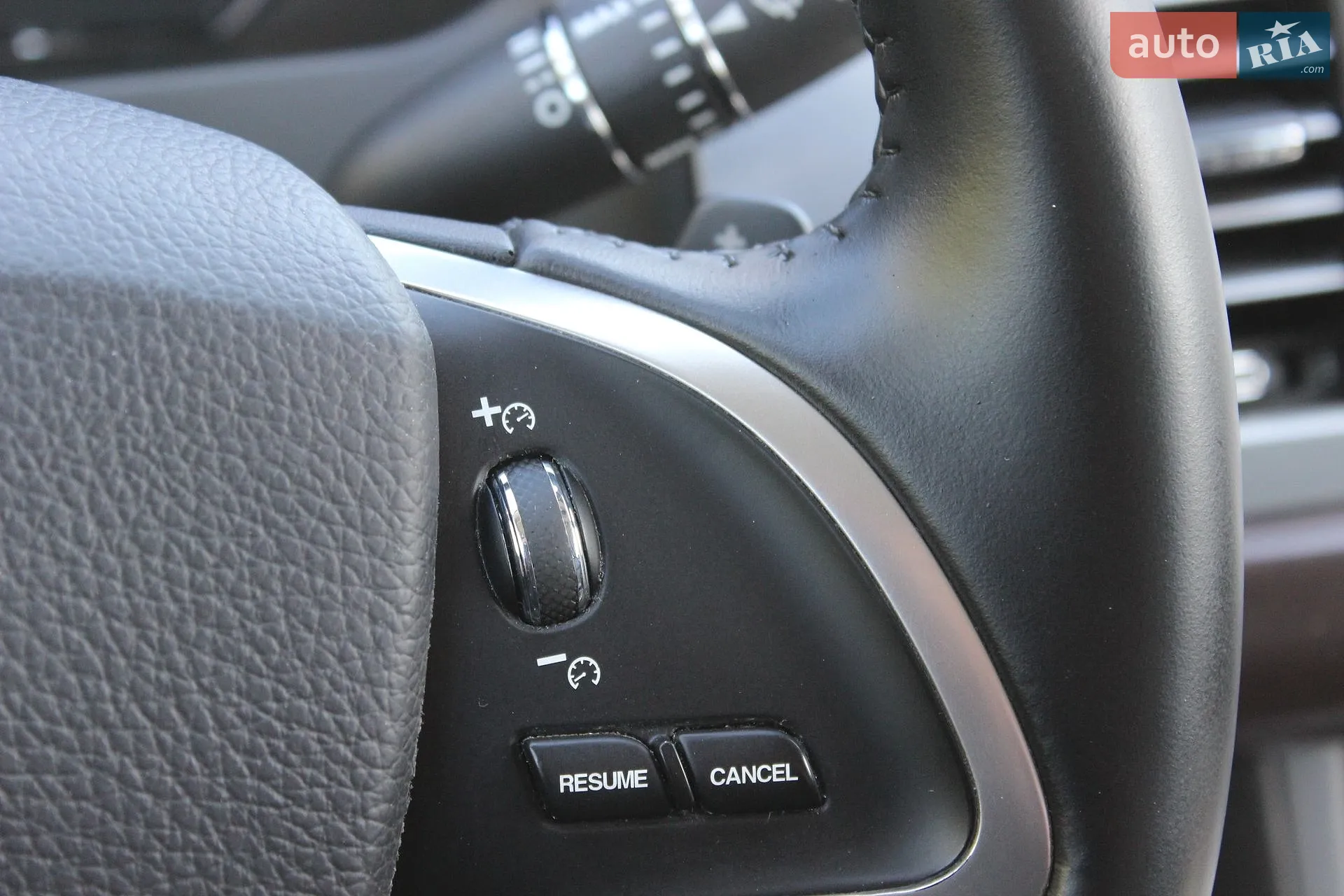 2012 Jaguar XF - мініатюра 31