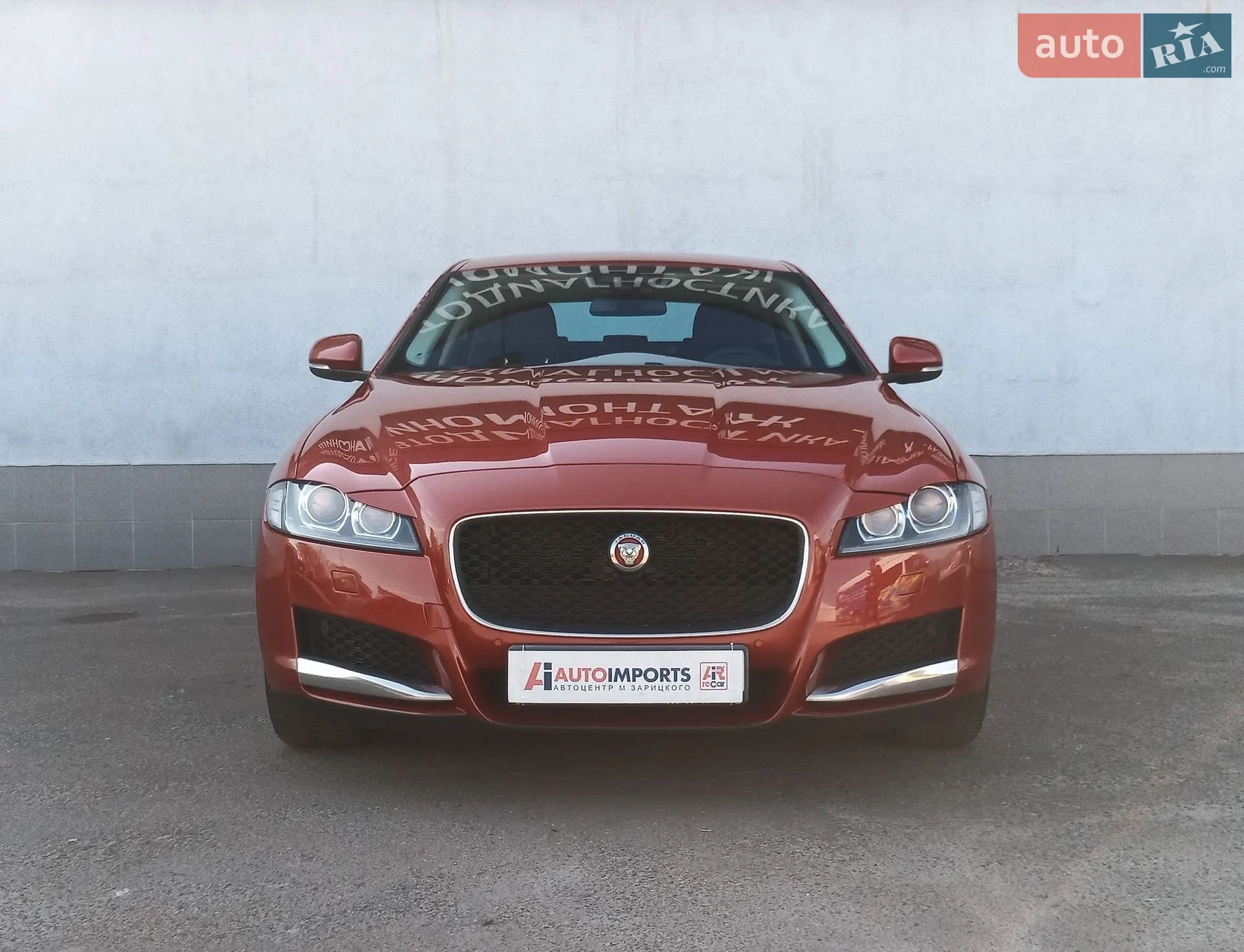 2017 Jaguar XF - мініатюра 2