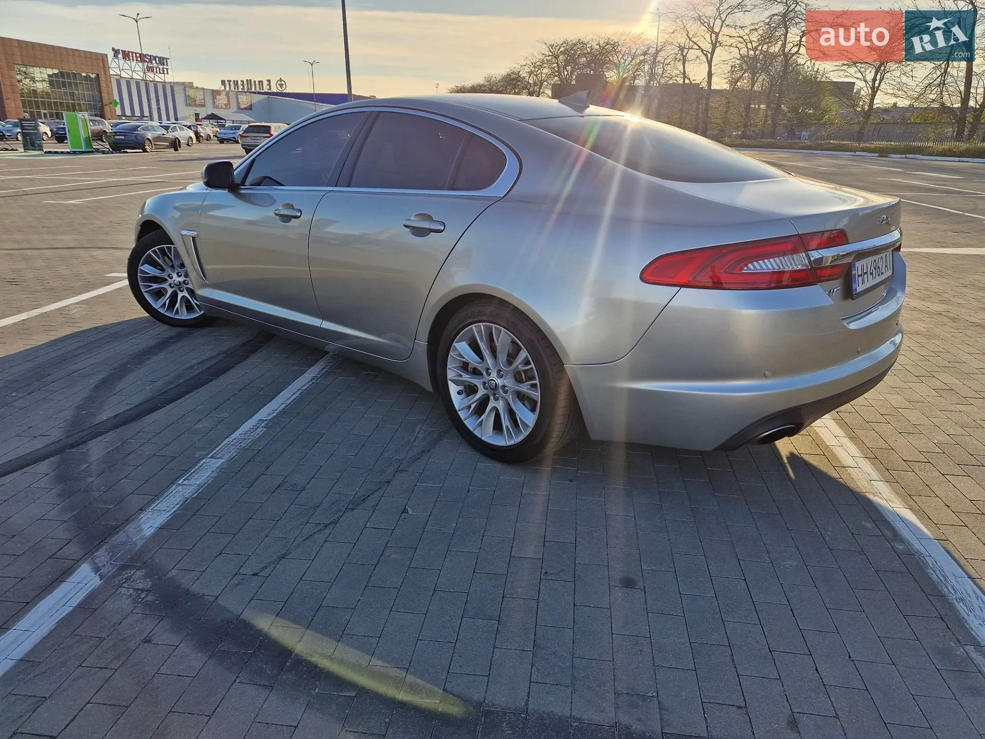 2013 Jaguar XF - мініатюра 6
