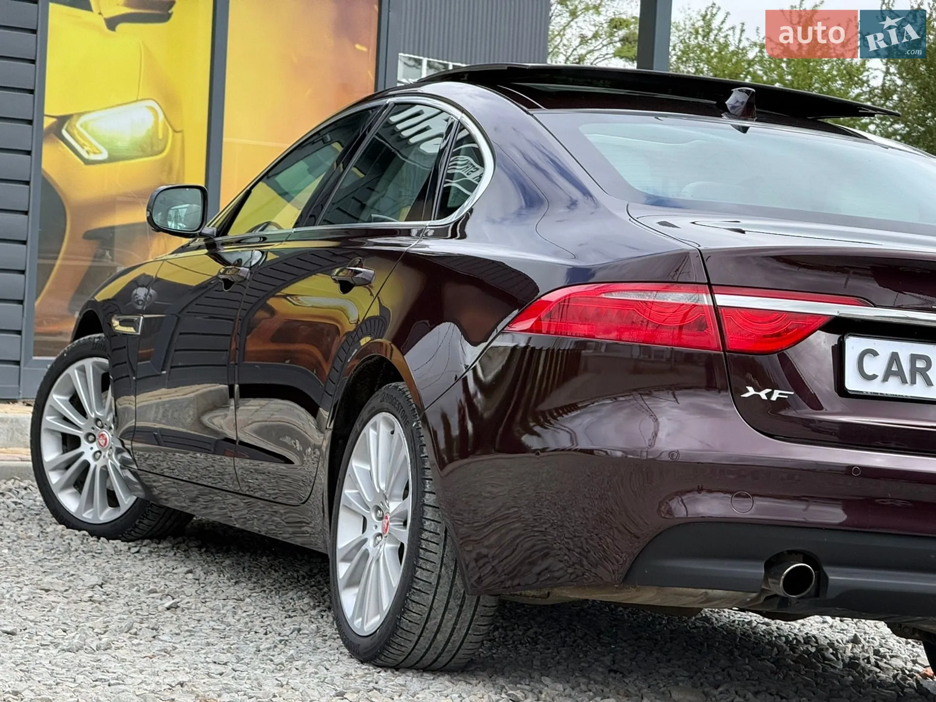 2018 Jaguar XF - мініатюра 15
