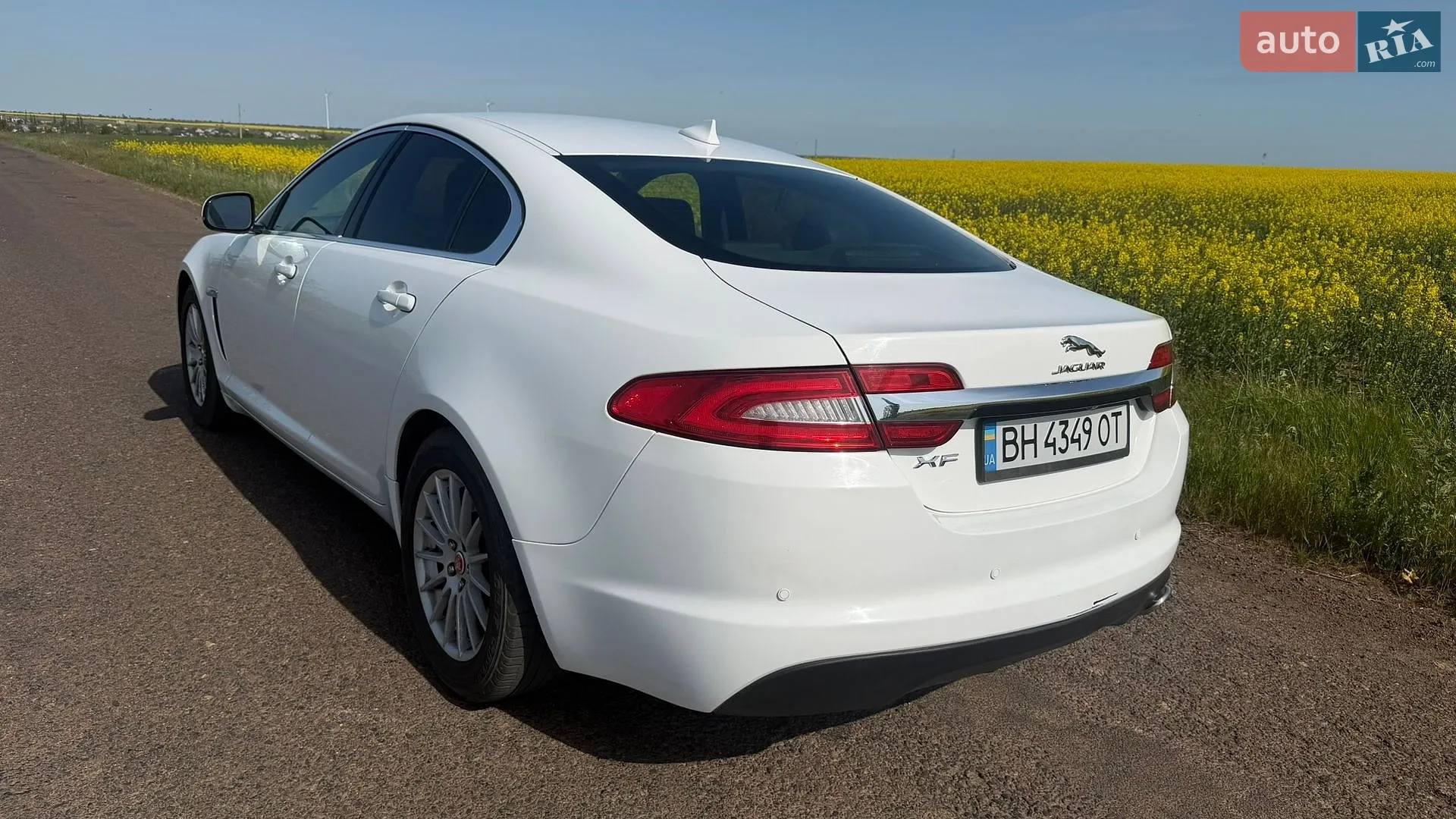 2014 Jaguar XF - мініатюра 14