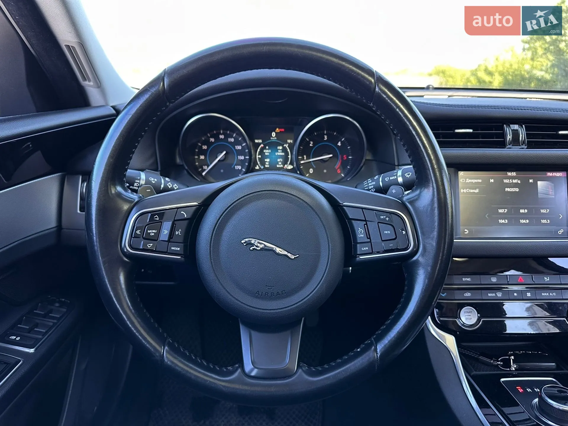2016 Jaguar XF - мініатюра 26