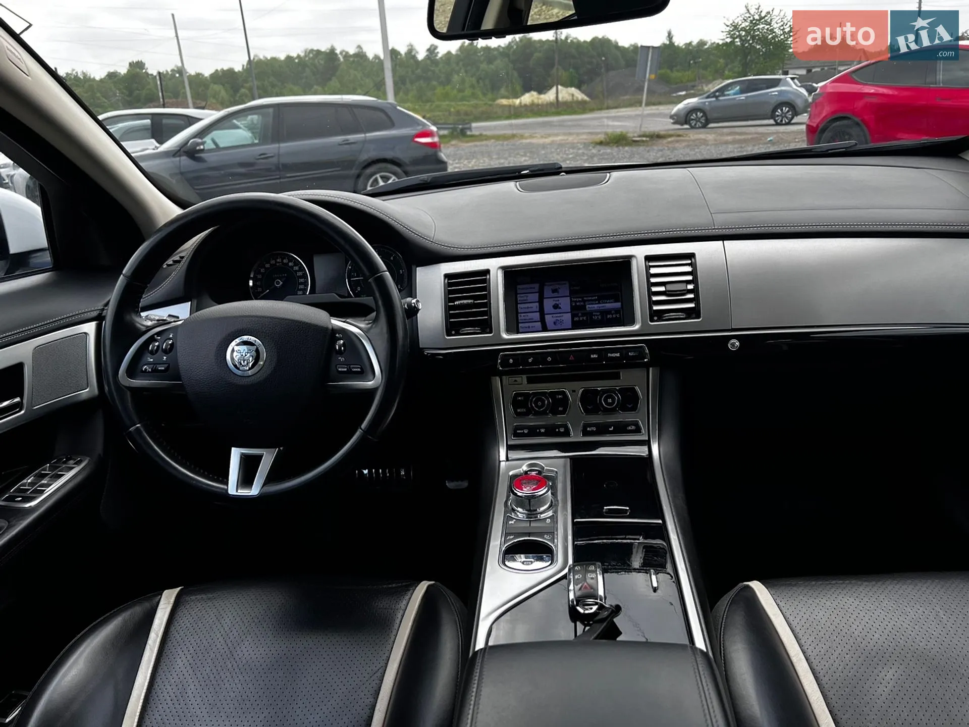 2012 Jaguar XF - мініатюра 28