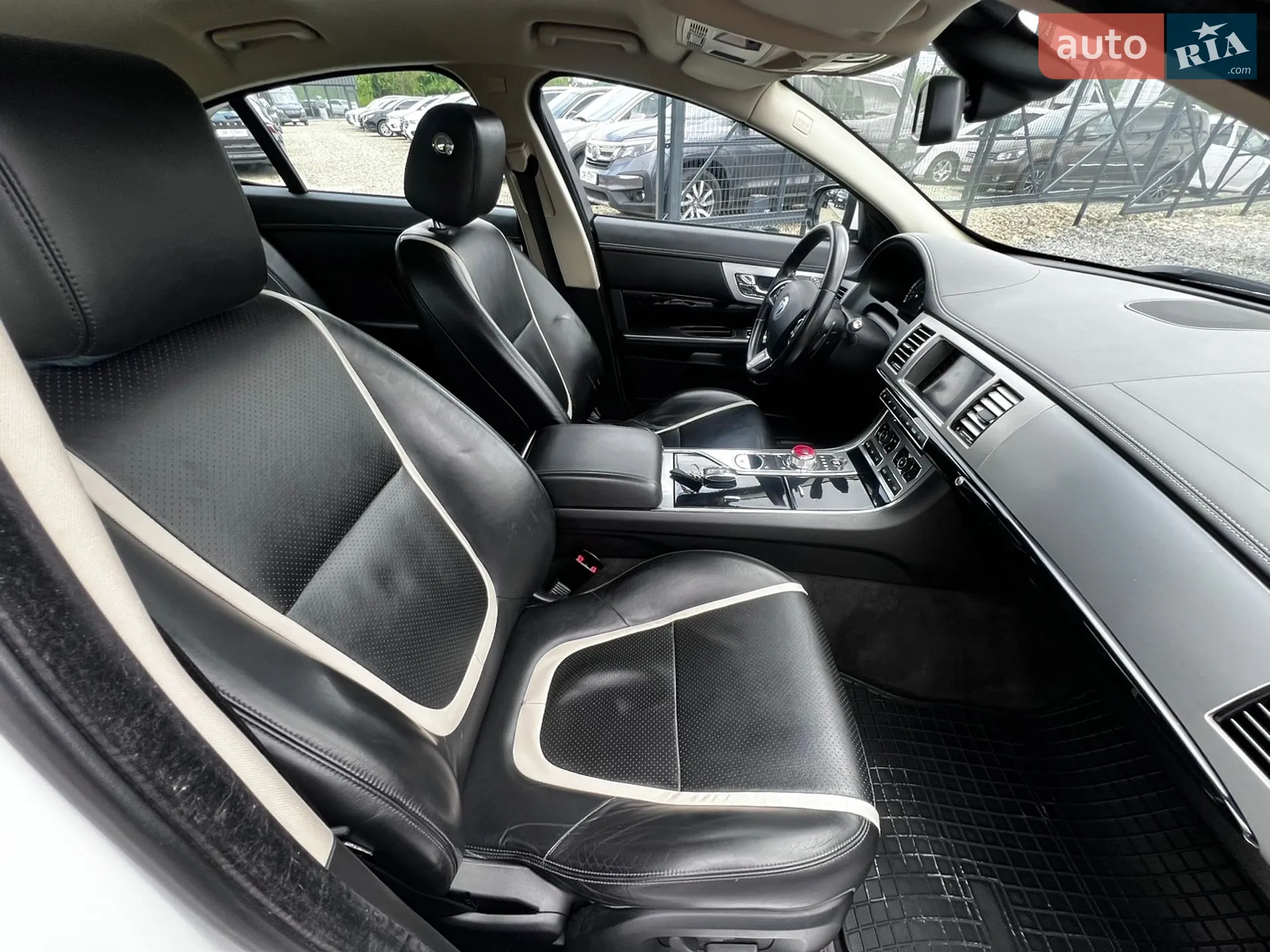2012 Jaguar XF - мініатюра 51