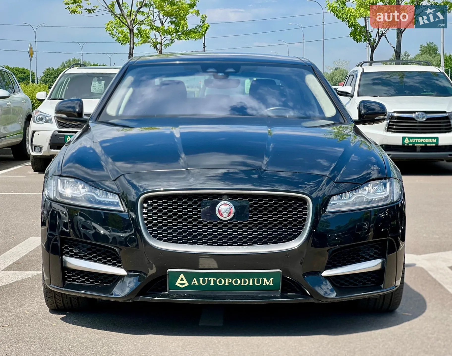 2018 Jaguar XF - мініатюра 5