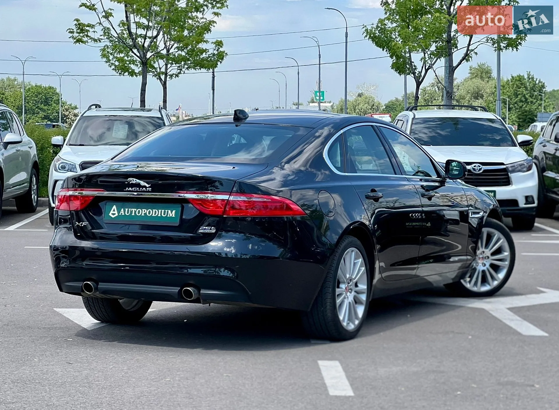 2018 Jaguar XF - мініатюра 10