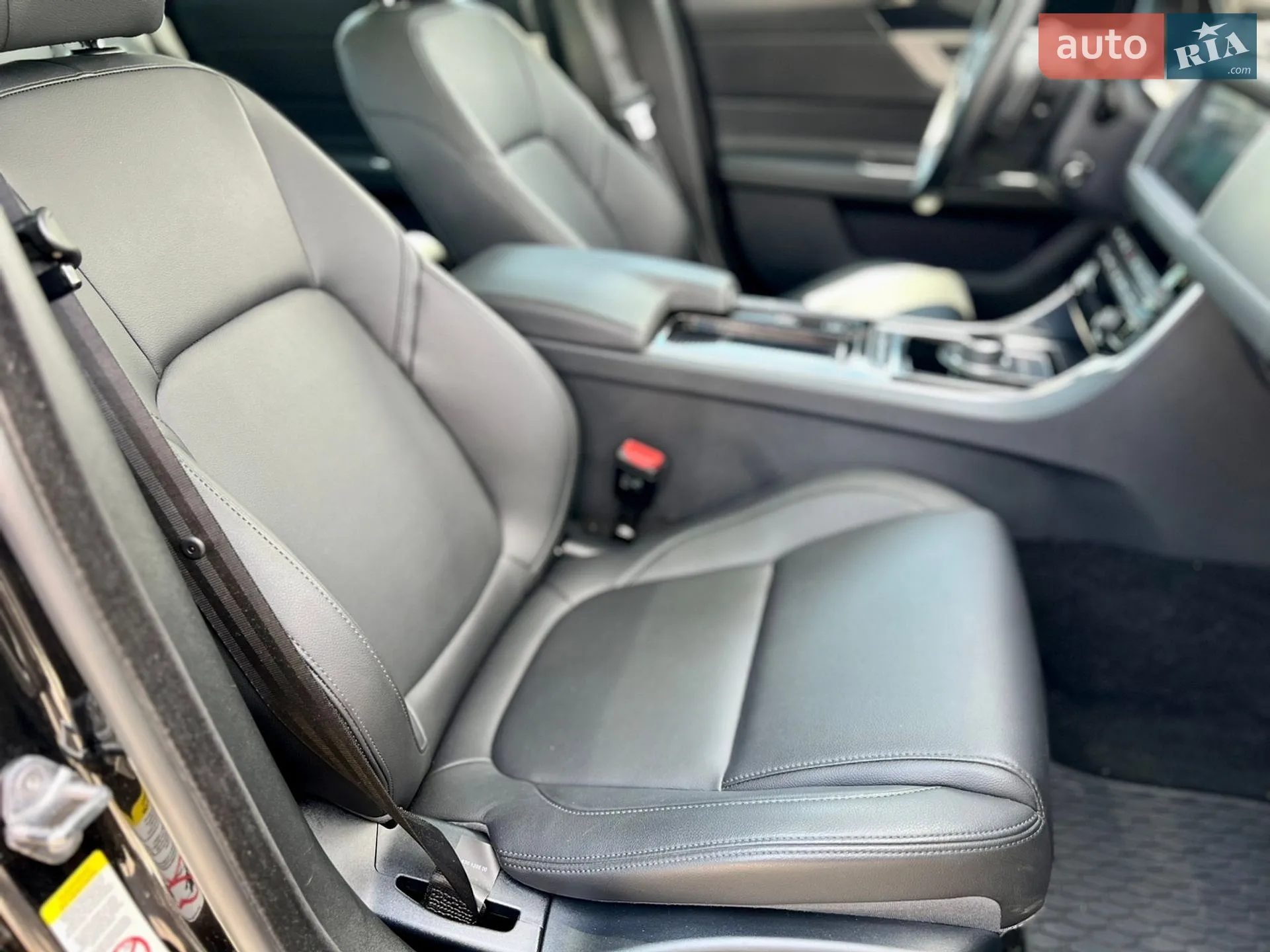 2018 Jaguar XF - мініатюра 46