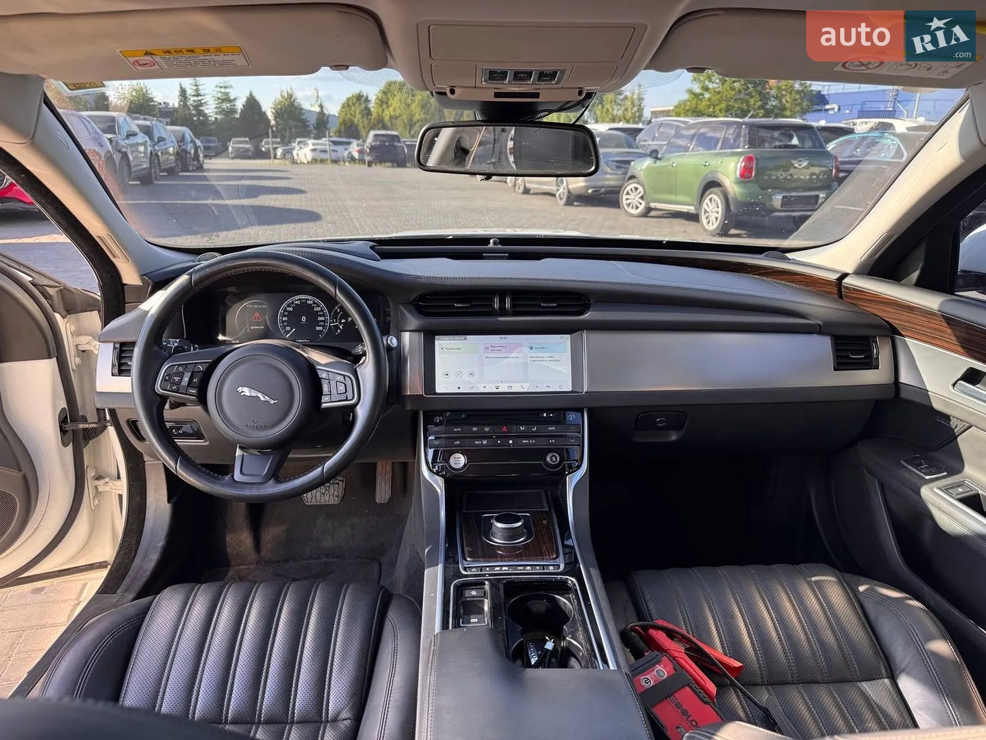 2016 Jaguar XF - мініатюра 21