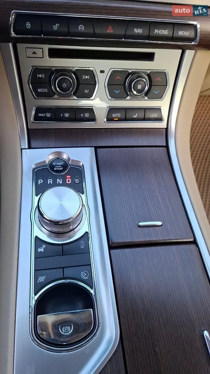 2013 Jaguar XF - мініатюра 17