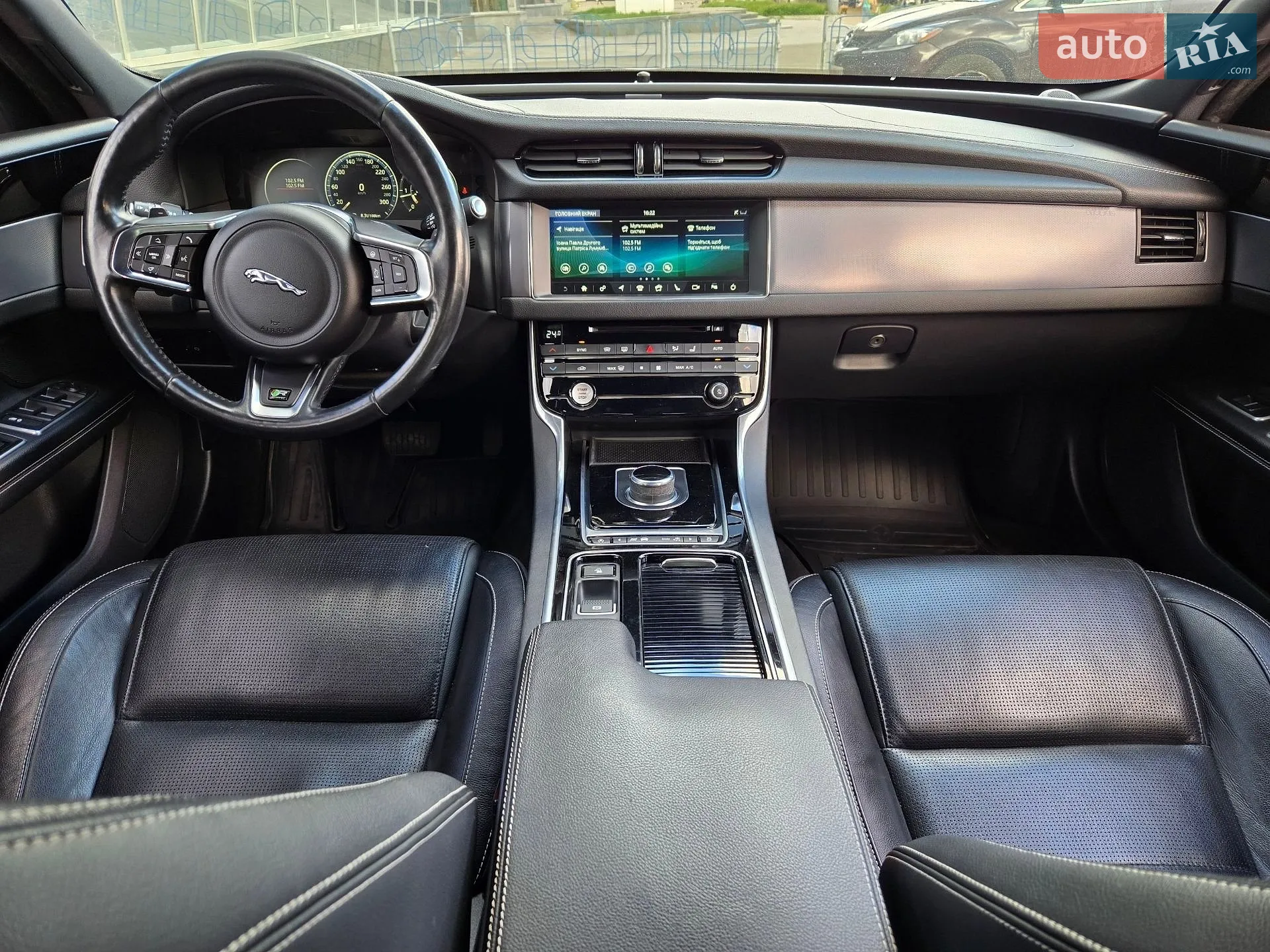 2016 Jaguar XF - мініатюра 12